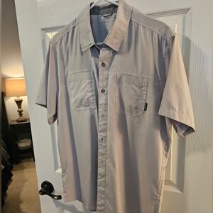 NEW Men's Eddie Bauer Travel Hiking Button Down, Medium